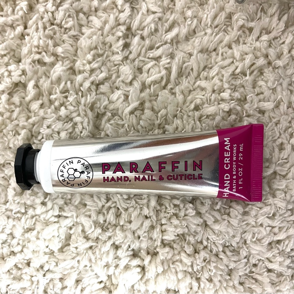 Bath & Body Works Paraffin Hand Cream - Silver and Pink